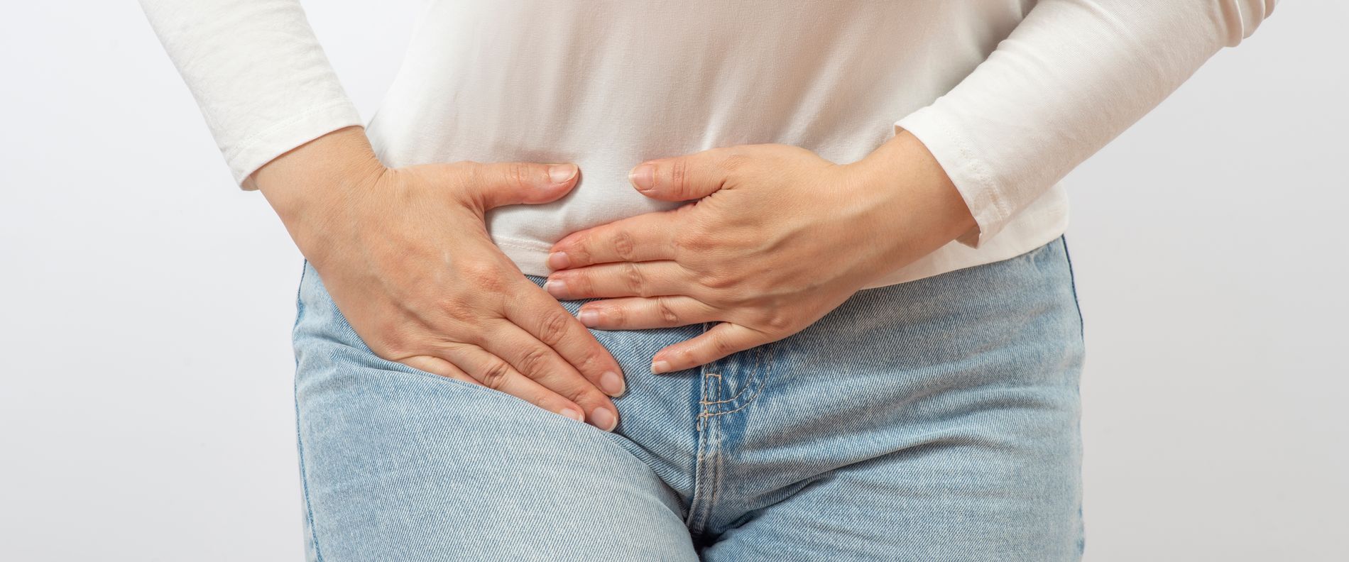 Blinddarmentzündung: akute und starke Bauchschmerzen sind typische Symptome.